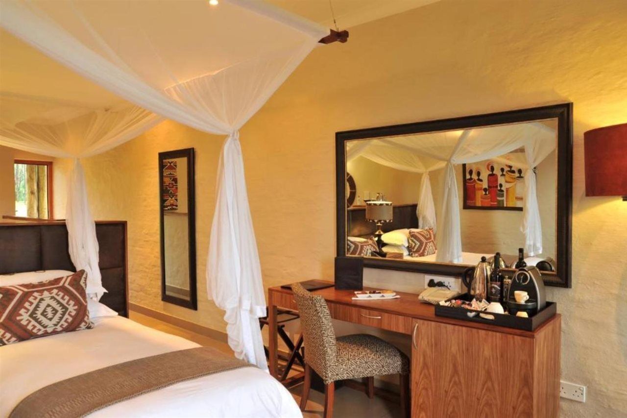 Victoria Falls Safari Lodge Екстер'єр фото